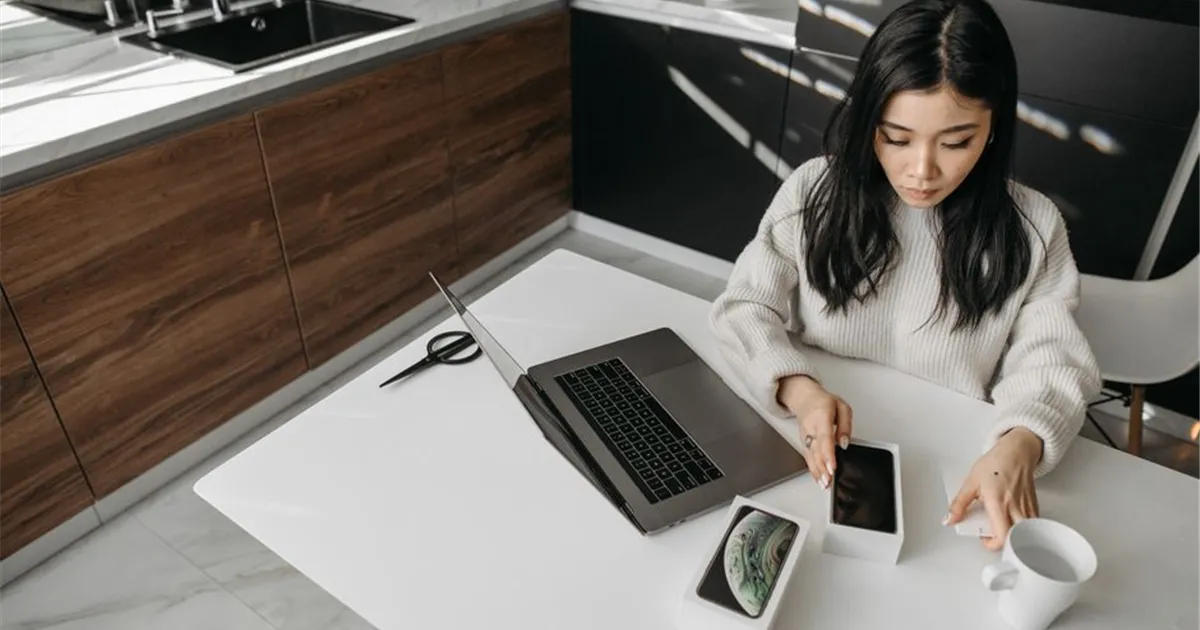 Confirming income for a $250 loan with IBV in Canada