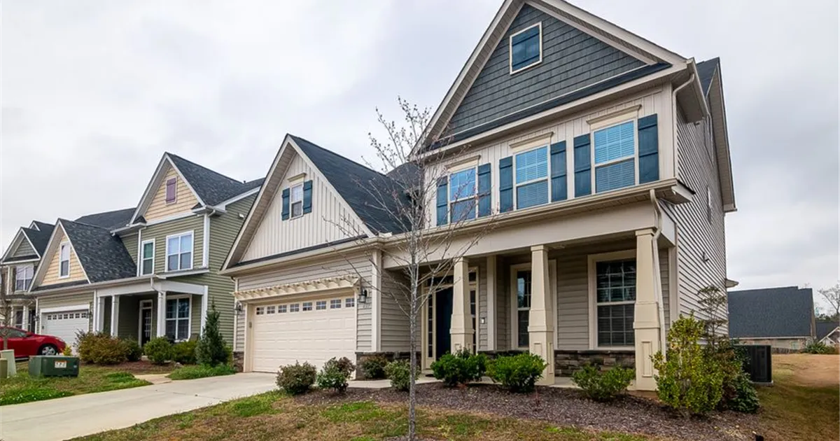Home with a 5-year fixed mortgage in Canada