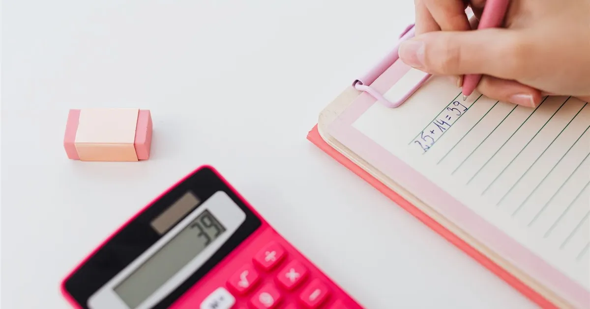 Planning car payments with an automotive loan calculator in Canada