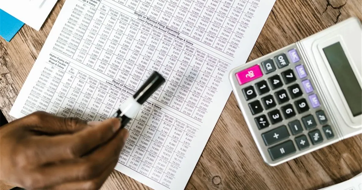 Calculating loan amounts and rates for borrowing in Northwest Territories