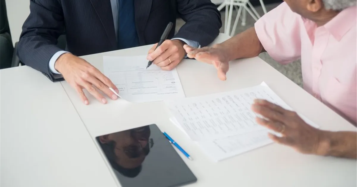 Consulting a licensed insolvency trustee about a consumer proposal in Canada