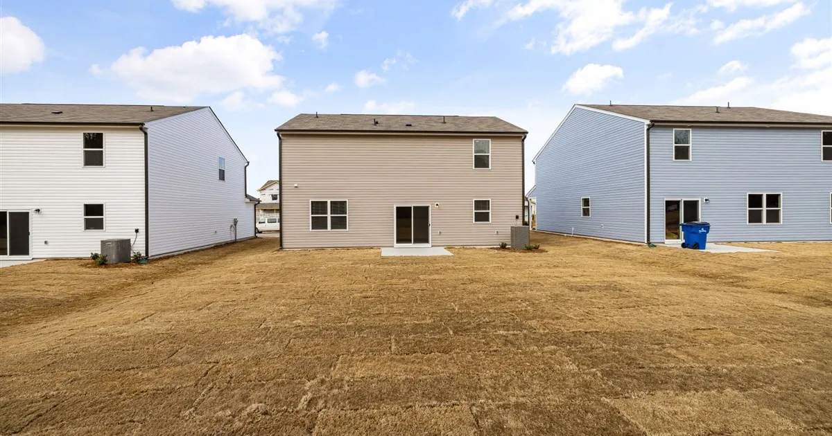 New homes financed with fixed mortgages in Canada
