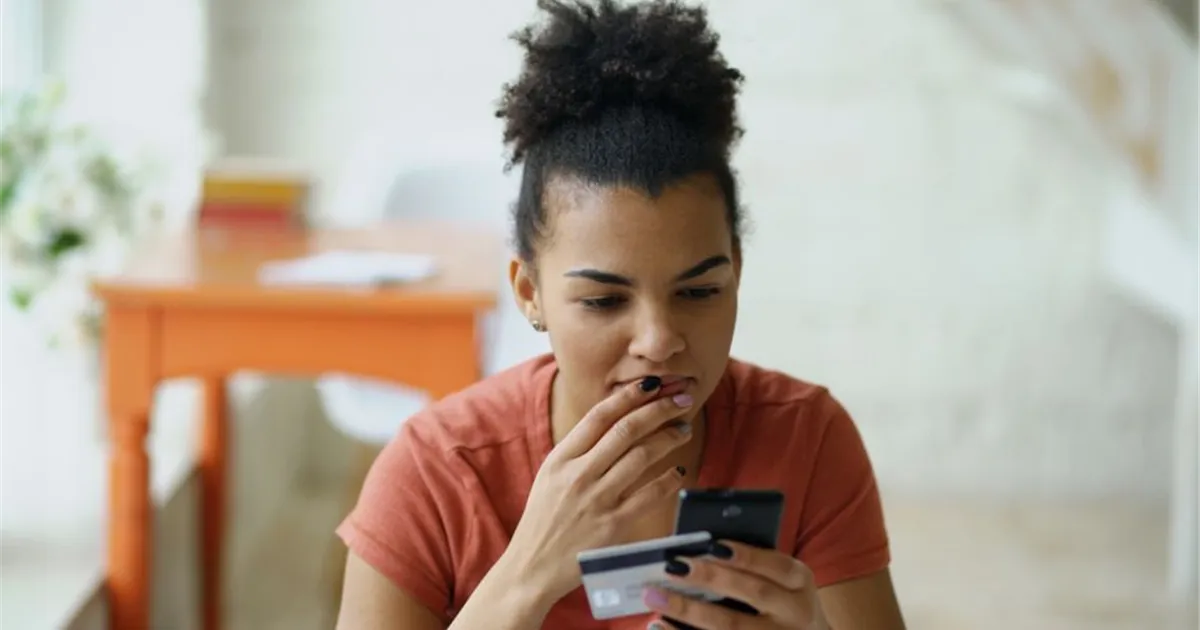 Researching how to get a loan with bad credit in Canada