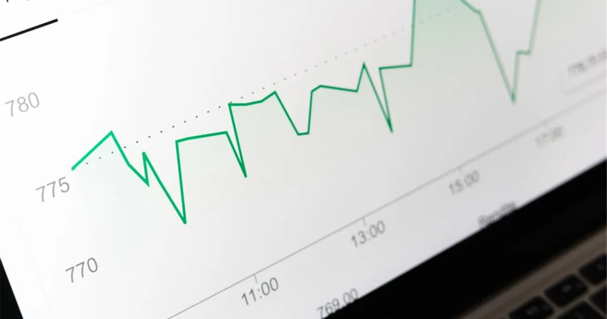 Loan interest rate shown on a chart in Canada