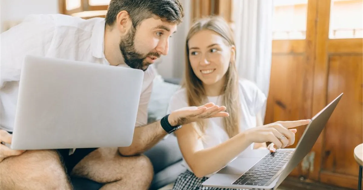 Comparing a personal loan vs. line of credit in Canada
